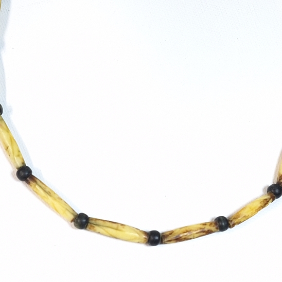 Handcrafted Native American Buffalo Bone Bead Necklace - Picture 4 of 7